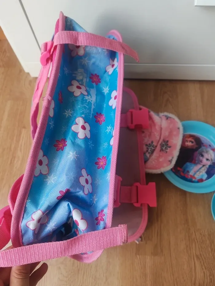 Cartable et accessoires la reine des neiges - photo numéro 4