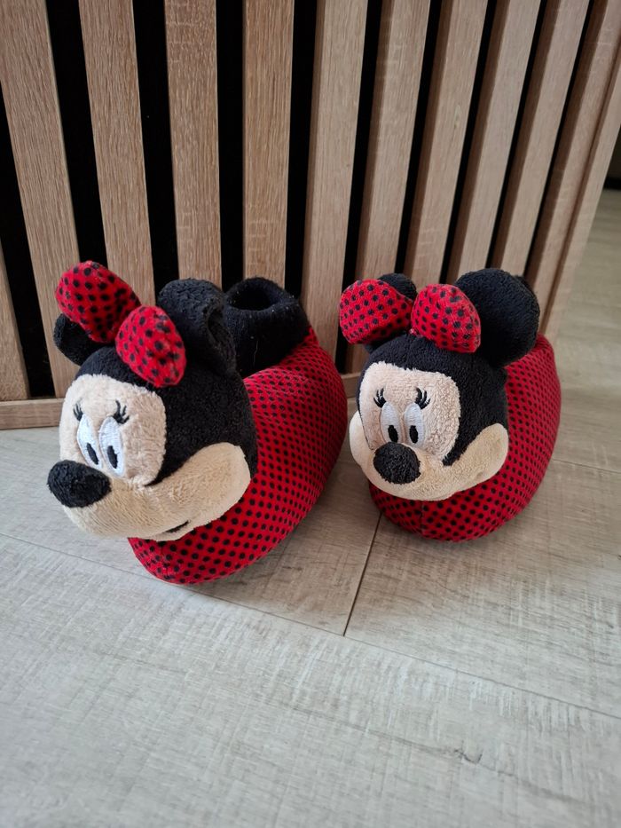 Chaussons Pantoufles Disney Minnie T 27