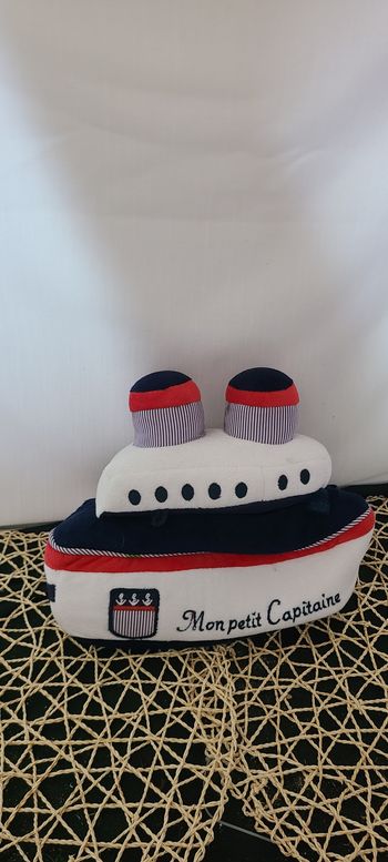 Bateau Jacadi D'Éveil Peluche Bateau Paquebot Pouet Grelot Avec Accessoires