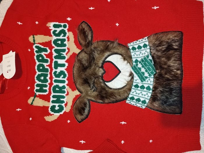 🦌✨ Pull de Noël lumineux – Rudolf n’a qu’à bien se tenir ! ✨🦌 - photo numéro 2