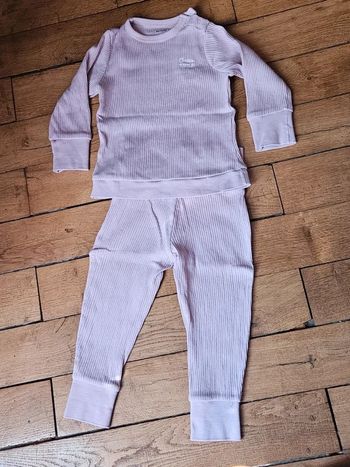 Pyjama double taille 18 / 24 mois