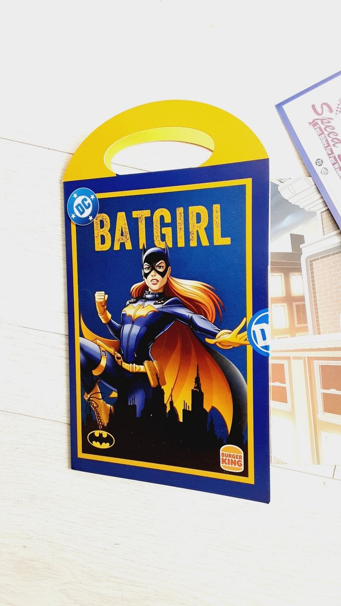 Jeu joueten carton à monter DC Batgirl Burger King Neuf