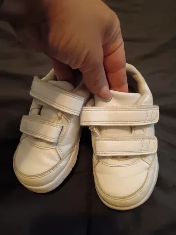 Basket bébé adidas