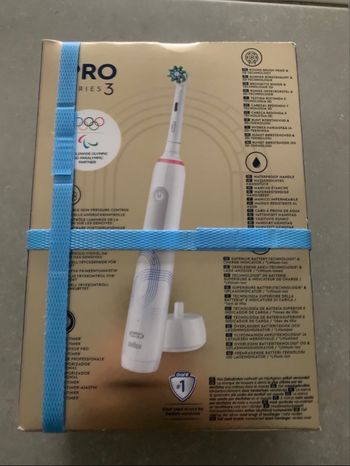 Oral B PRO séries 3 neuve Jamais ouverte