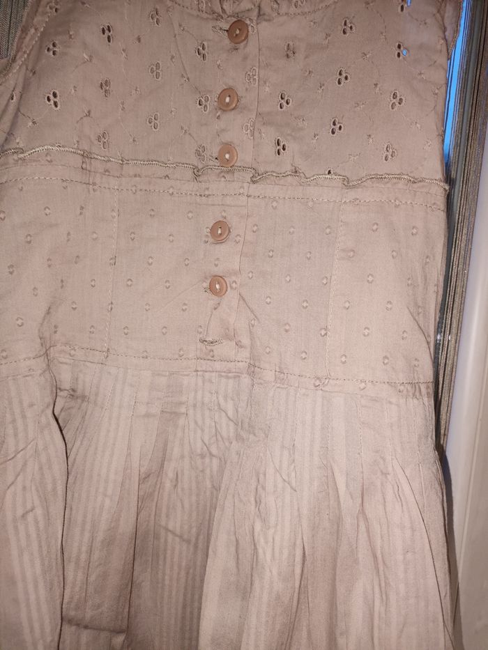 Lot 4 robe ete 🦋 taille 5 ans - photo numéro 3
