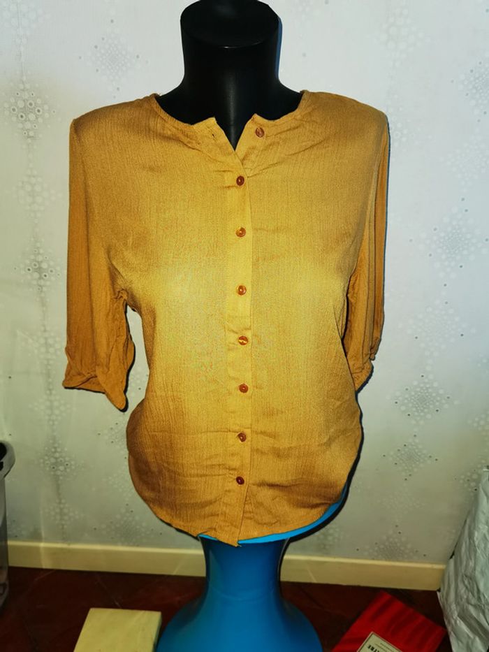 D2744 - chemise femme taille 42