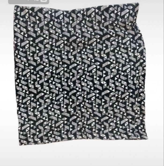 Mini jupe taille S - photo numéro 2