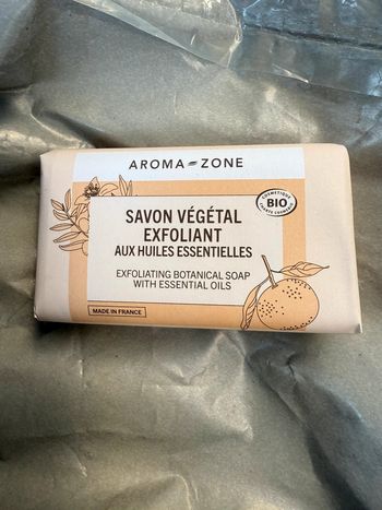 Savon vegetal exfoliant Aroma Zone