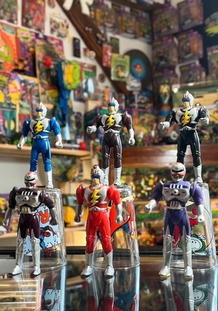 Lot 6 Figurines Vintage " Mega Power Fighter " 1994