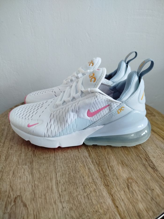 Baskets T 37,5 - photo numéro 4