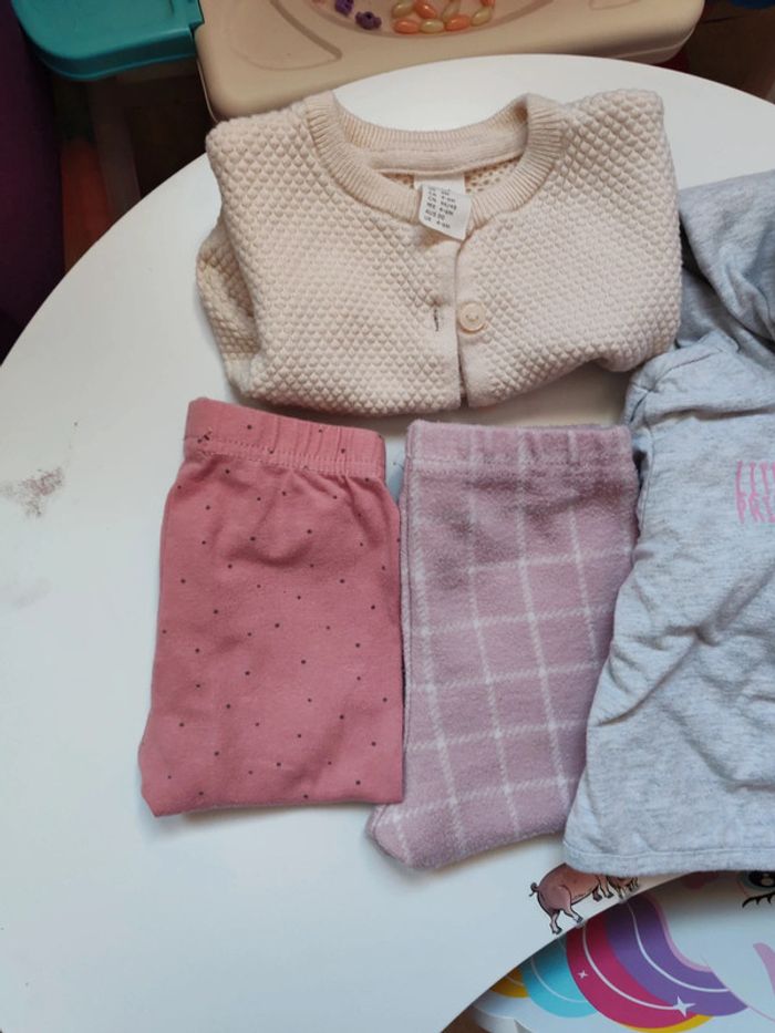 Lot bébé fille 6 mois hiver - photo numéro 2