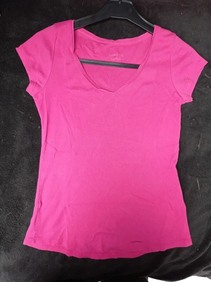 T-shirt rose