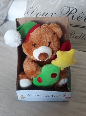 Peluche ourson musical