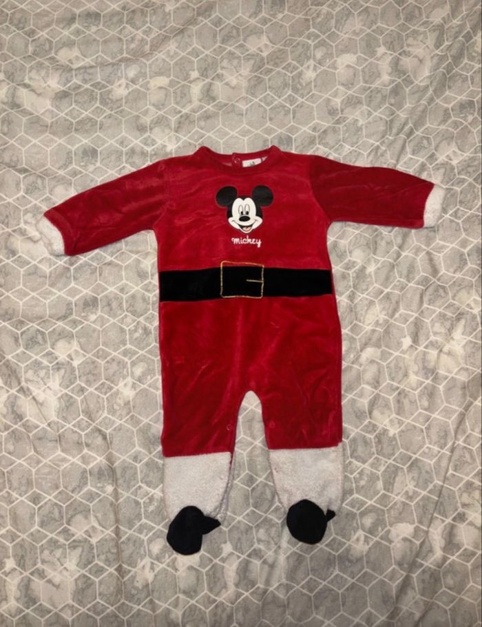 Pyjama Noël Mickey taille 6mois