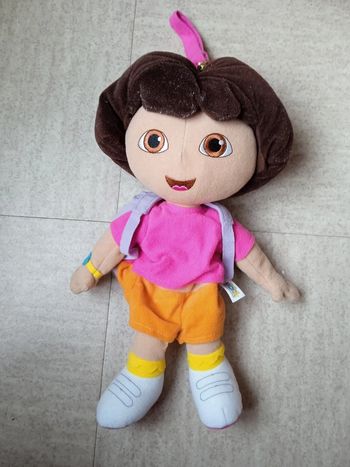 Peluche dora
