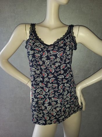 top bleu marine à motifs taille 40