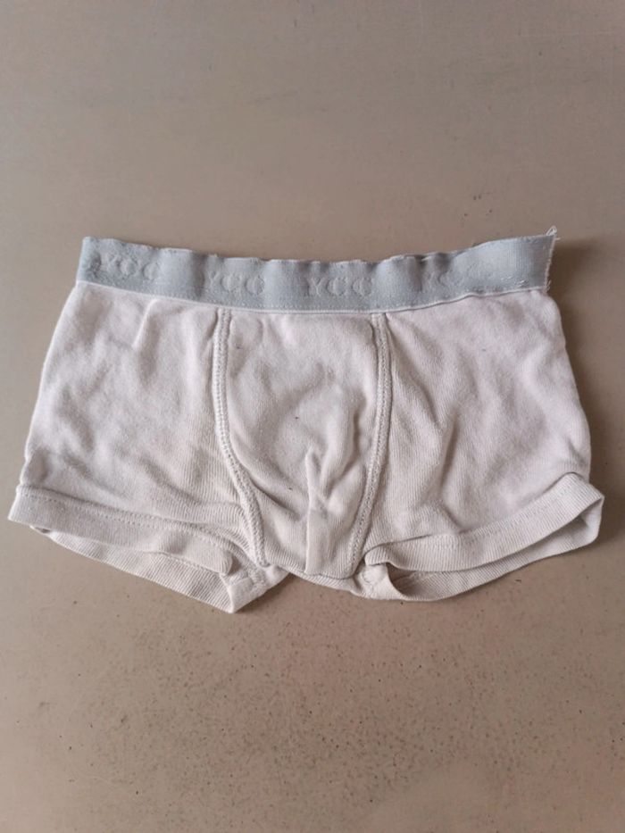 Lot de 2 slips DPAM et YCC. Taille 4 ans - photo numéro 5