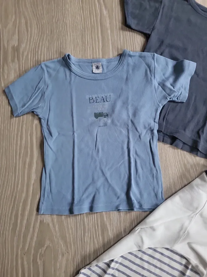 Lot 3 t-shirt 4 ans - photo numéro 3