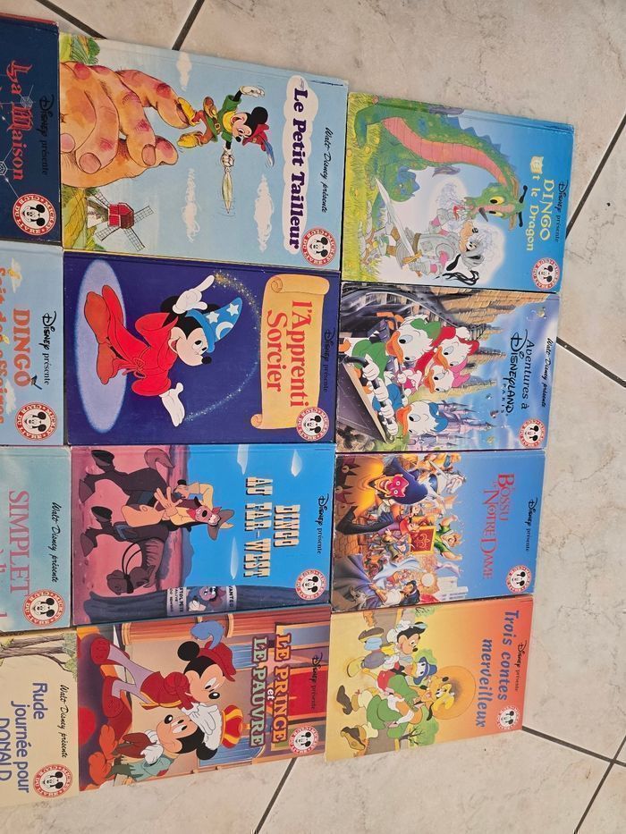 ⚘️⚘️⚘️⚘️⚘️💙🤩😍 un joli Lot 22 livres Disney💙🤩😍 ⚘️⚘️⚘️⚘️⚘️ - photo numéro 2