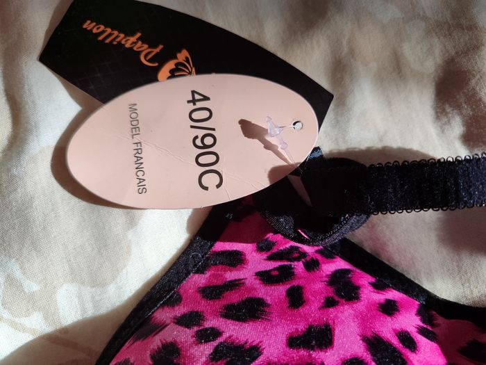 Soutien gorge taille 90C - photo numéro 2