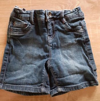 Short jean