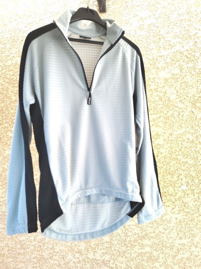 Maillot de cycliste, neuf sans étiquette. spark