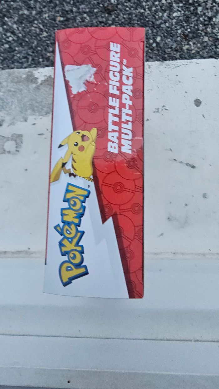 Pack de figurines Pokemon neuf - photo numéro 3
