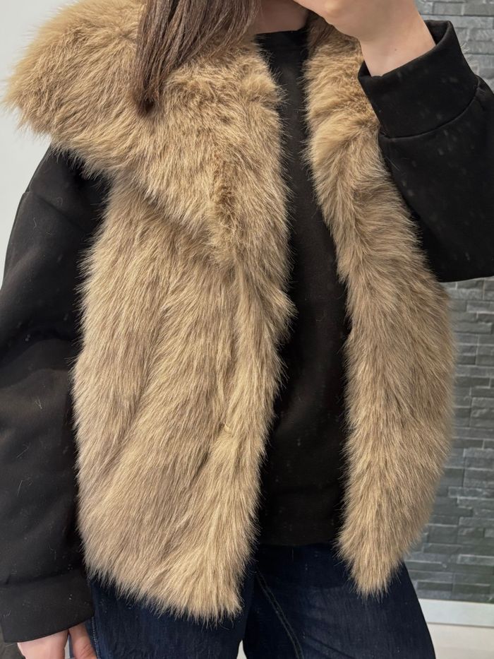 Fourrure sans manche couleur taupe - photo numéro 2