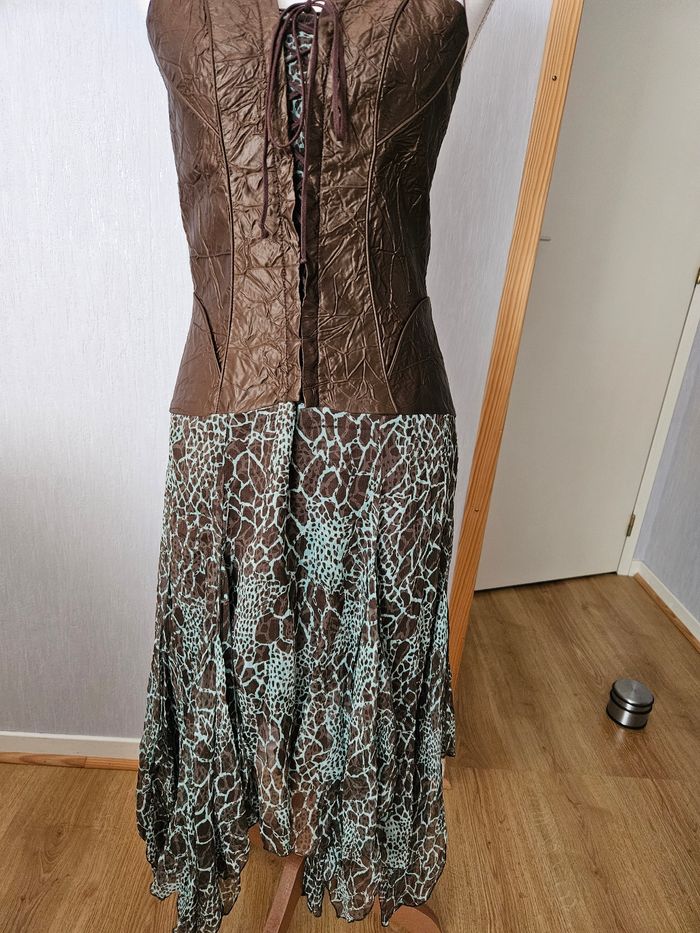 Robe en soie  t38 - photo numéro 3