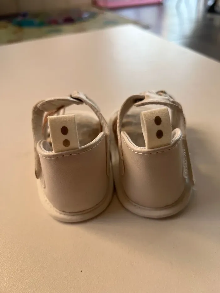 Sandales obaibi 6/12mois - photo numéro 4