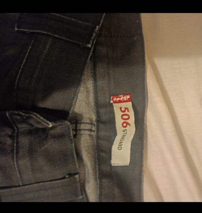 Jeans brut  levis506.taille xl 33 34 - photo numéro 6