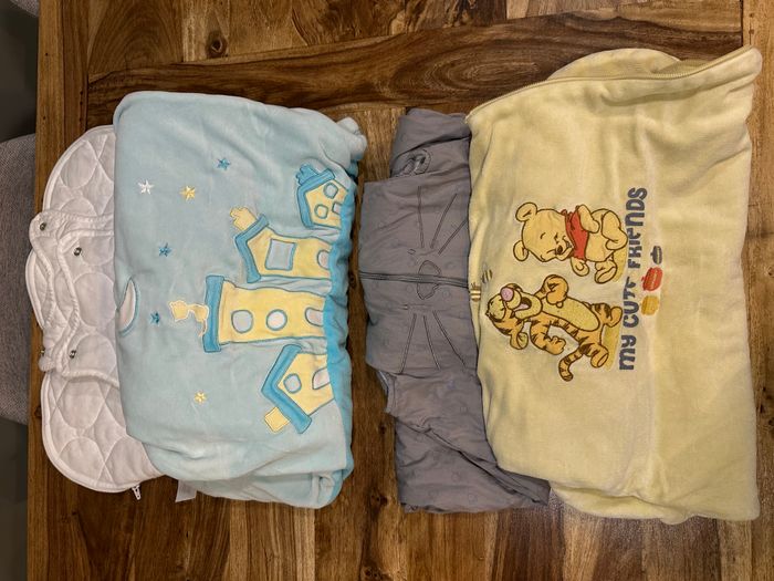 Lot 2 gigoteuses 0-6 et 6-12 mois