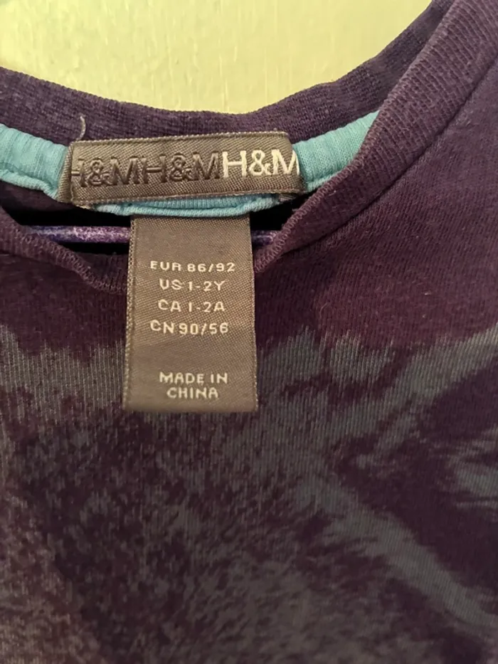 Magnifique t-shirt manches longues loup, 18/24 mois, H&M. - photo numéro 3