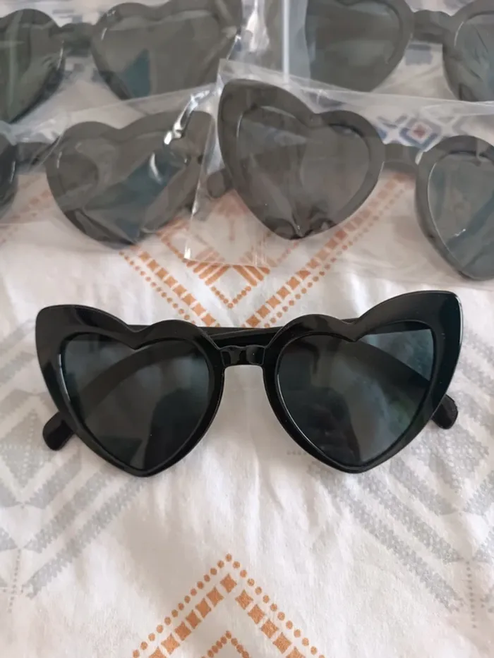 Lot de 7 paires de lunettes coeur - photo numéro 2