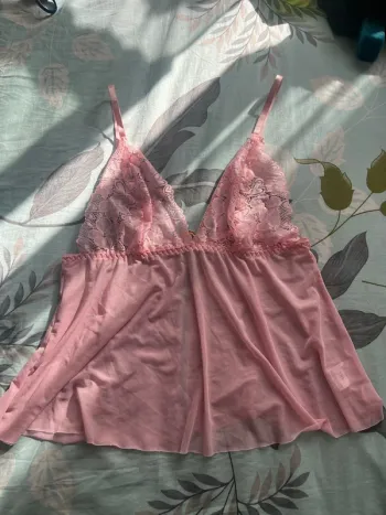 Lingerie femme XL shein rose très bon état