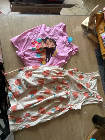 Lot de vêtements 6 ans fille 🧒