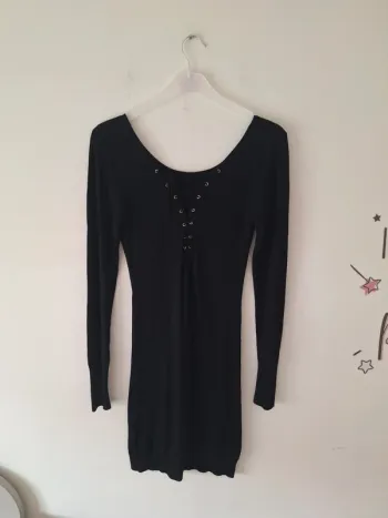 Robe a lacets