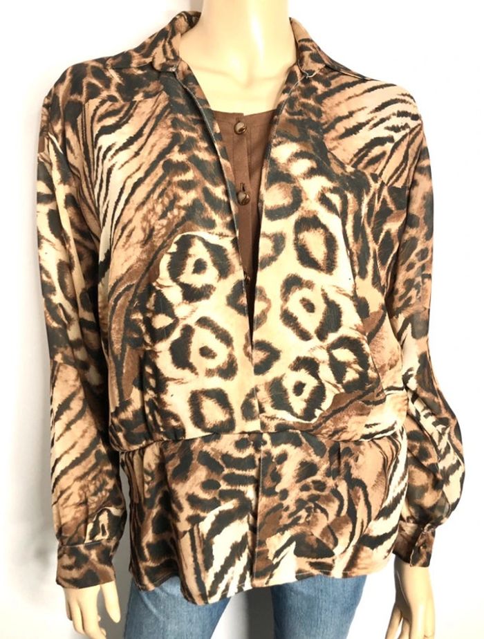 Très jolie blouse léopard vintage taille 42/44 estimée voir mesures