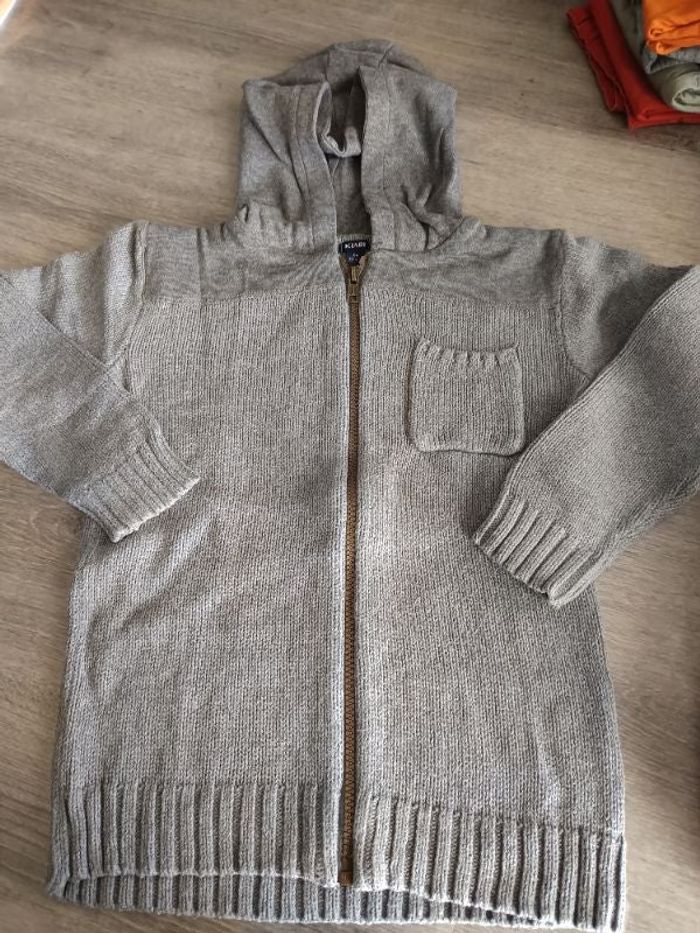 Gilet zippé à capuche 8 ans garçon