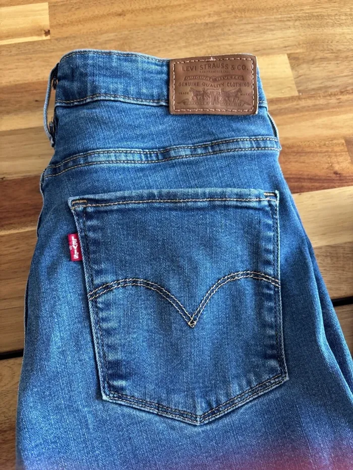 Jean Lévis 725 high rise bootcut - photo numéro 2