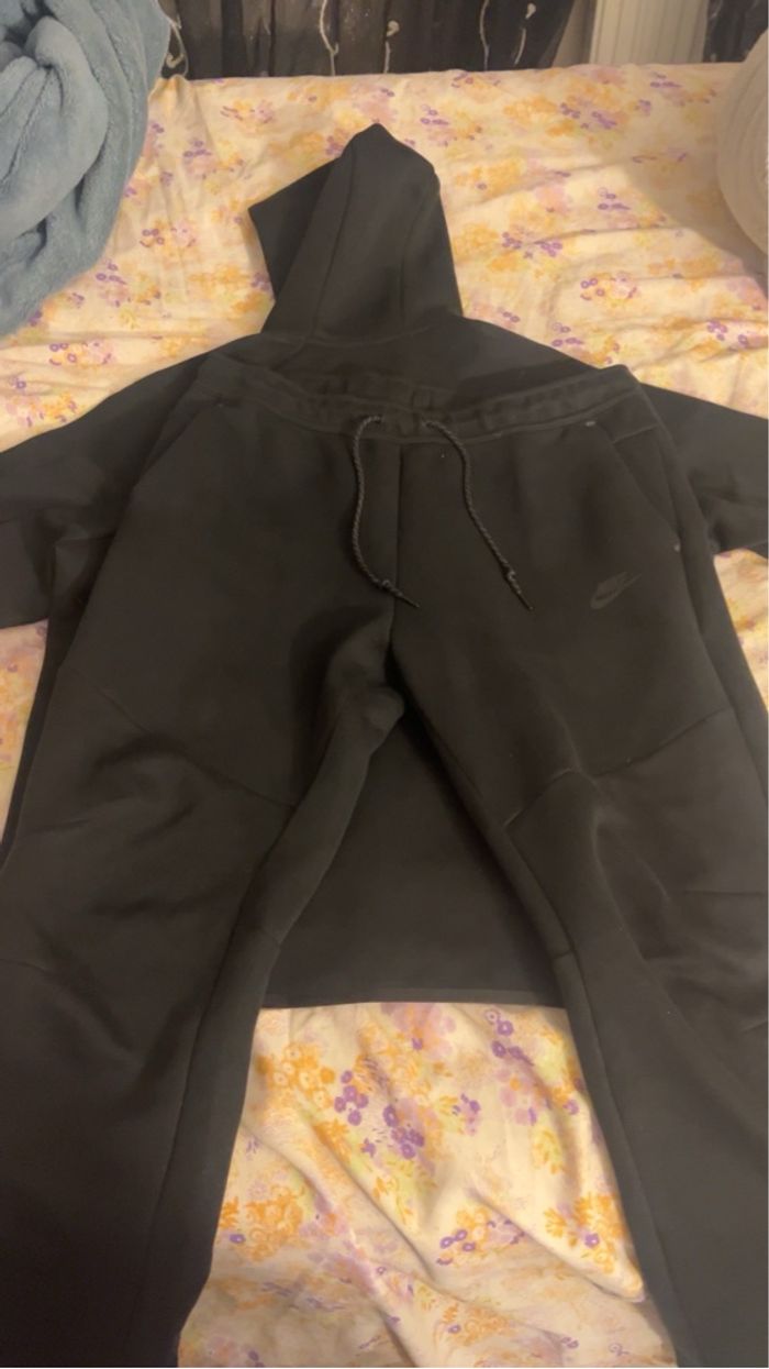 Nike tech - photo numéro 2