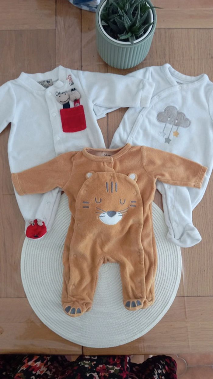 Lot de 8 pyjamas 1 mois - photo numéro 6