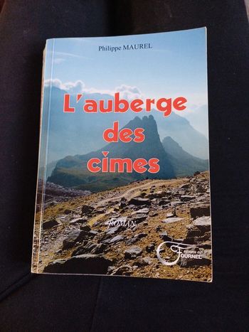 Livre l'auberge des cimes