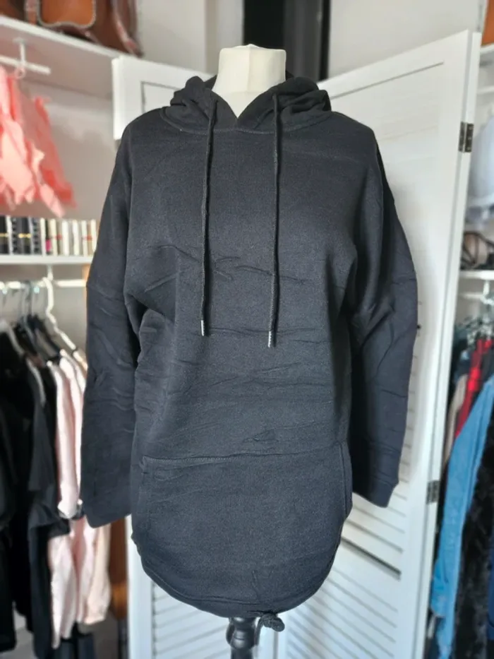 Sweat long à capuche T.M/L - photo numéro 3