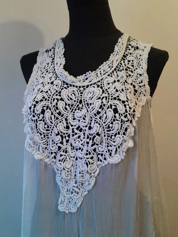 Débardeur transparent blanc avec broderie taille M L - photo numéro 3