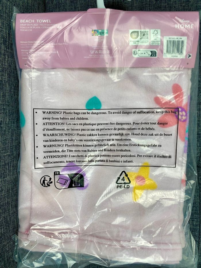 Disney Princesses Serviette de plage douce en microfibre NЕUF (prix normal: 19eur) - photo numéro 3
