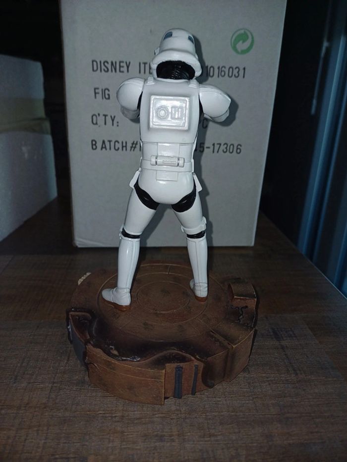 Figurine Disney starwars Stormtrooper - photo numéro 3