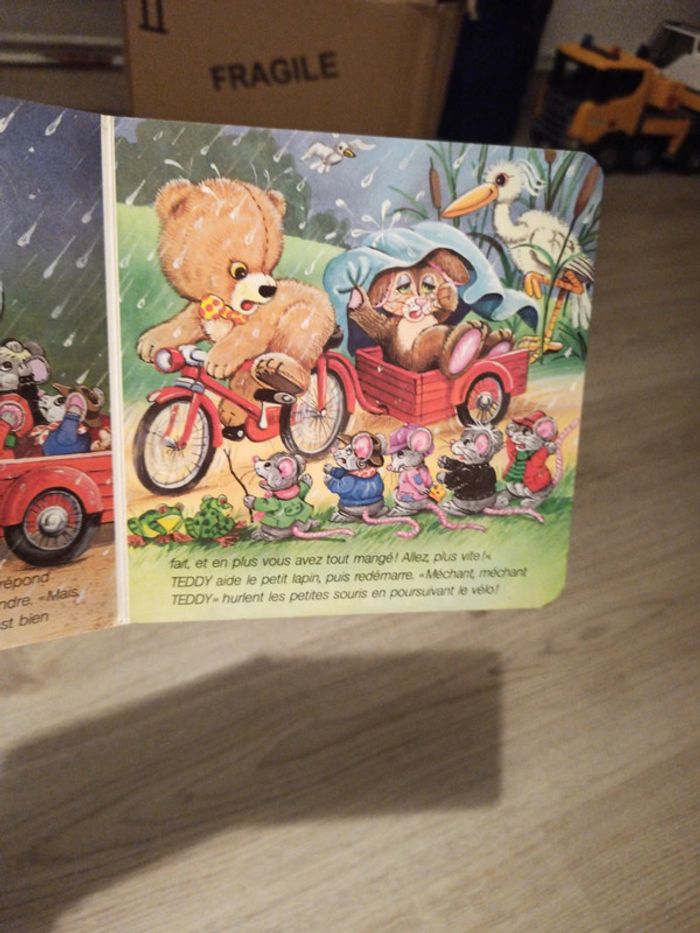 Livre Teddy et les petites souris effrontées - photo numéro 3