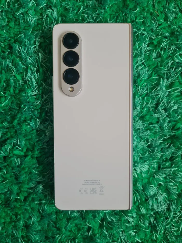 Samsung Galaxy Z Fold 4 - photo numéro 2