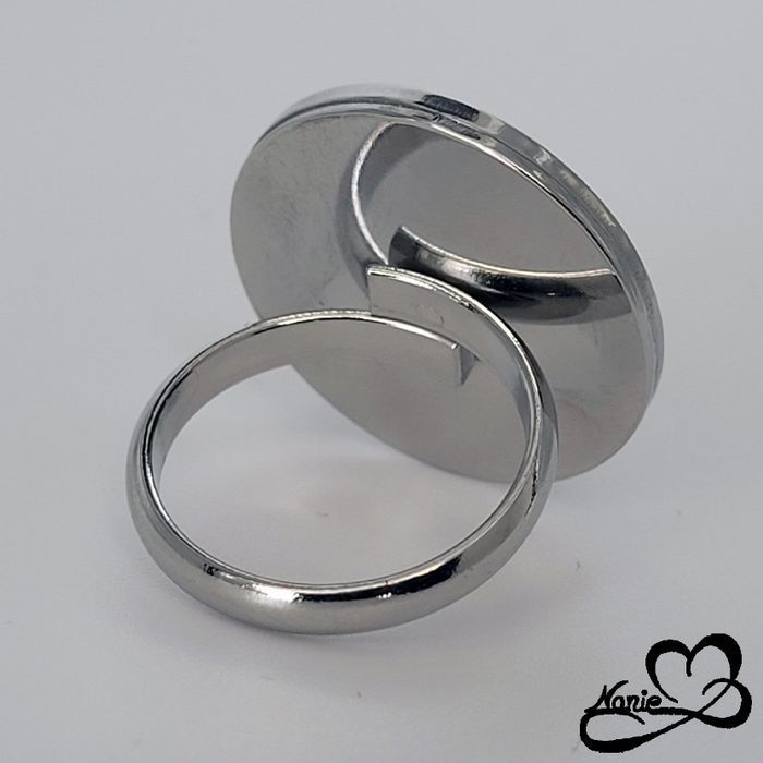 Bague ajustable ronde argentée et rose avec des plumes - photo numéro 5